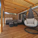 Park Soline Mobile Homes 비오그라드나모루