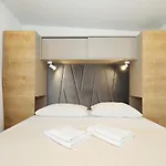 Park Soline Mobile Homes 비오그라드나모루