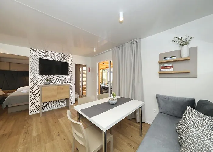 Park Soline Mobile Homes Campingplatz