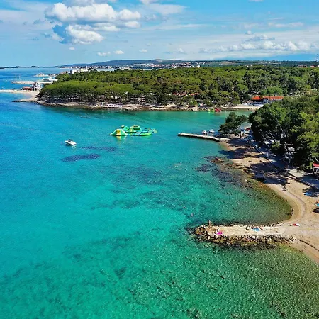 Park Soline Mobile Homes キャンプ場