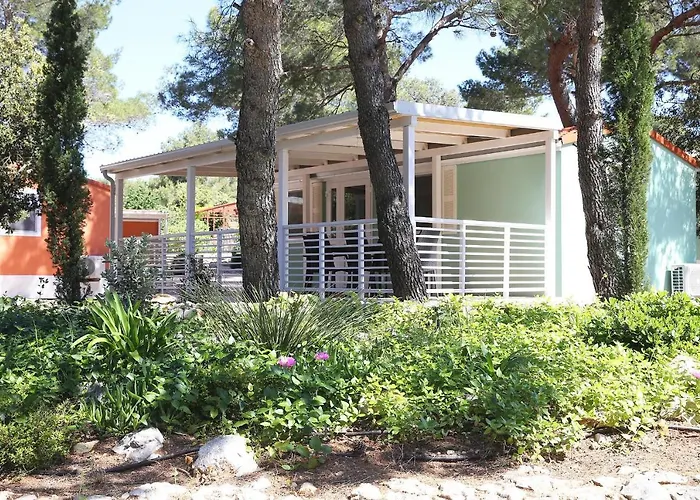 Camping Park Soline Mobile Homes